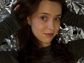 fingering camgirl MabelleBoulter