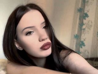 adult free chat MadelineMendes