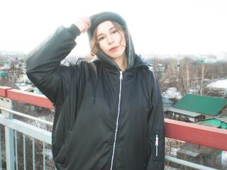 naked cam girl masturbating with vibrator MagalyArney