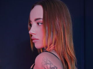 beautiful cam girl MagicalYana