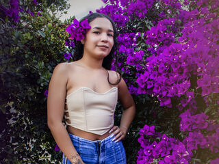 live webcam performer MailyCambell