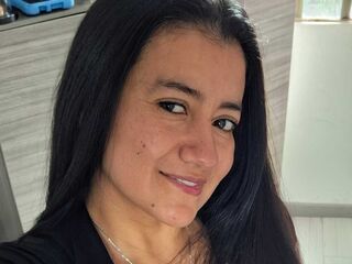 naughty cam girl picture MariaThomp