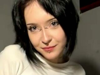 naughty camgirl masturbating with dildo MarisolSiciliano