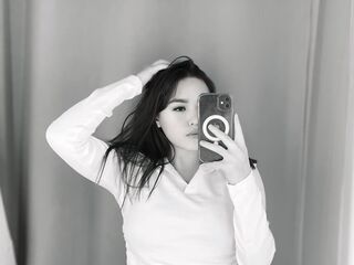 camgirl playing with sex toy MarlenaDutro