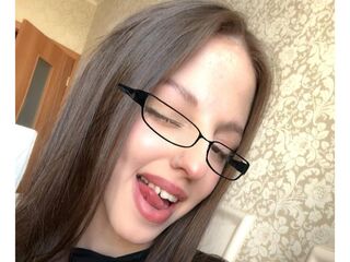 chat room free MaryannaLehane