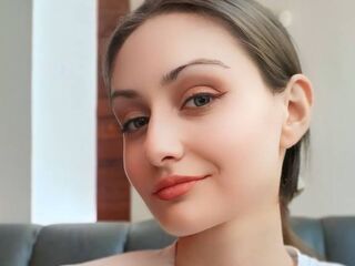 naked cam girl fingering pussy MaryjaneQuarry