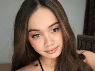 camgirl fingering wet pussy MaxCiana