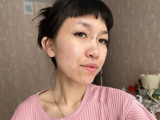 fingering webcamgirl MayCovil