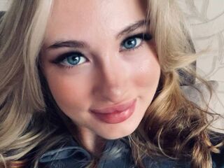 girl webcam show MeghanHickory