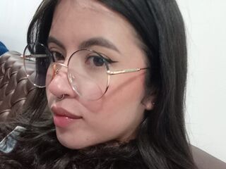 naughty cam girl MeliBee