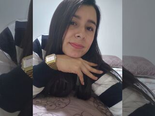 camgirl masturbating with vibrator MelisaBlom
