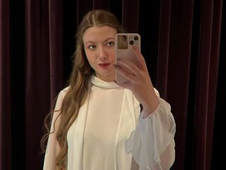 live teaser cam MeridethYaffe