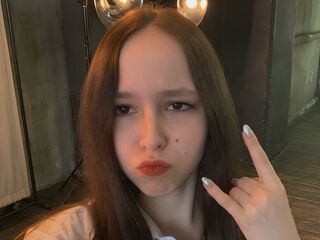 camslut naked MiaChelbe