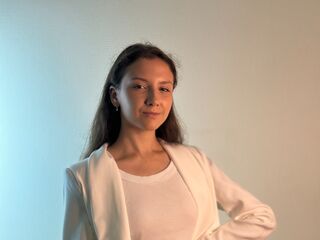 cam girl playing with sextoy MonetPregler