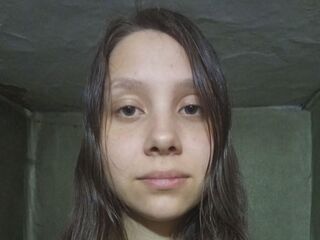 naked camgirl MuoiBurchill