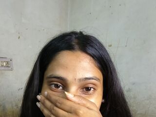 striptease cam MuskaanSingh