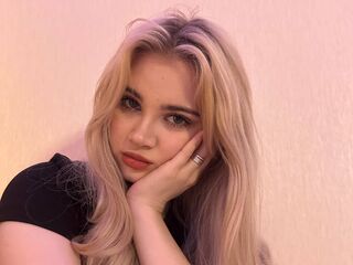 naked girl with webcam masturbating with sextoy NakitaLorette