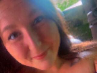 adult video chat room NicoleR