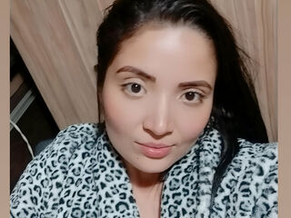 girl chat room NinaCondee