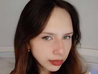 closeup webcam OdelinaBarris