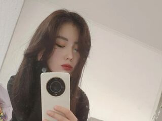 girl showing pussy RaeannReimmer