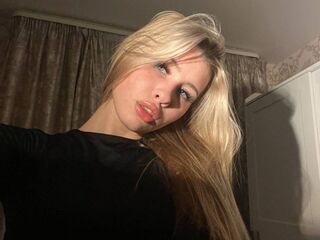 live sex show RowanBellamy
