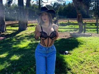 camgirl video chat RubyRossey