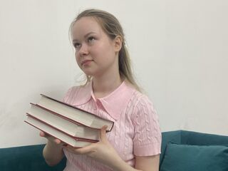 porn webcam SandieSpataro