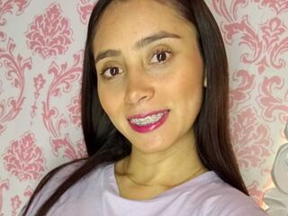 camgirl chatroom ScarlettMills