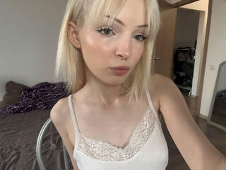 kinky webcam model SigneQuiroz