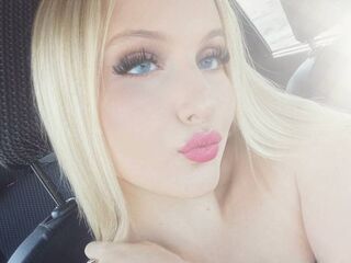 naked webcamgirl picture SixtaCola