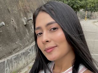 naked cam girl masturbating with vibrator SophieKiido