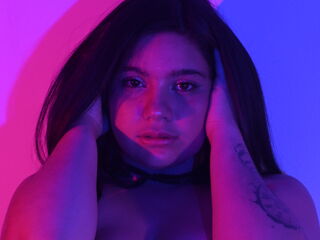 camgirl playing with dildo TifanyStark