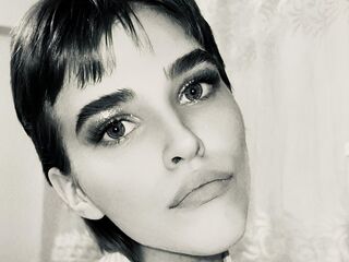 free webcam video UdelaHailey