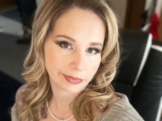 Hottyhousewife1